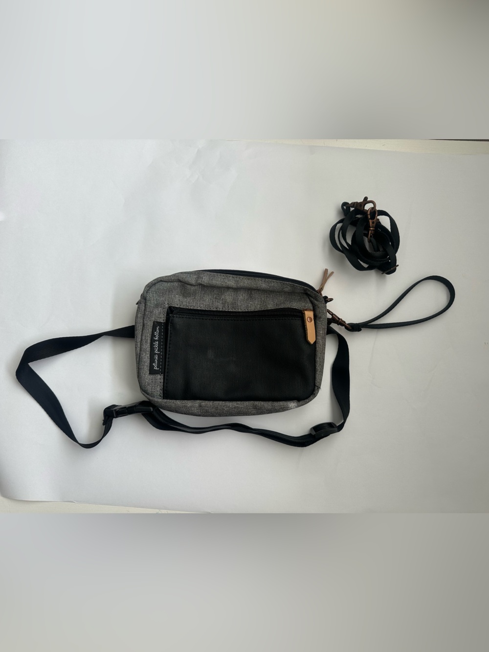 Petunia Pickle Bottom Gray and Black Crossbody Belt Bag